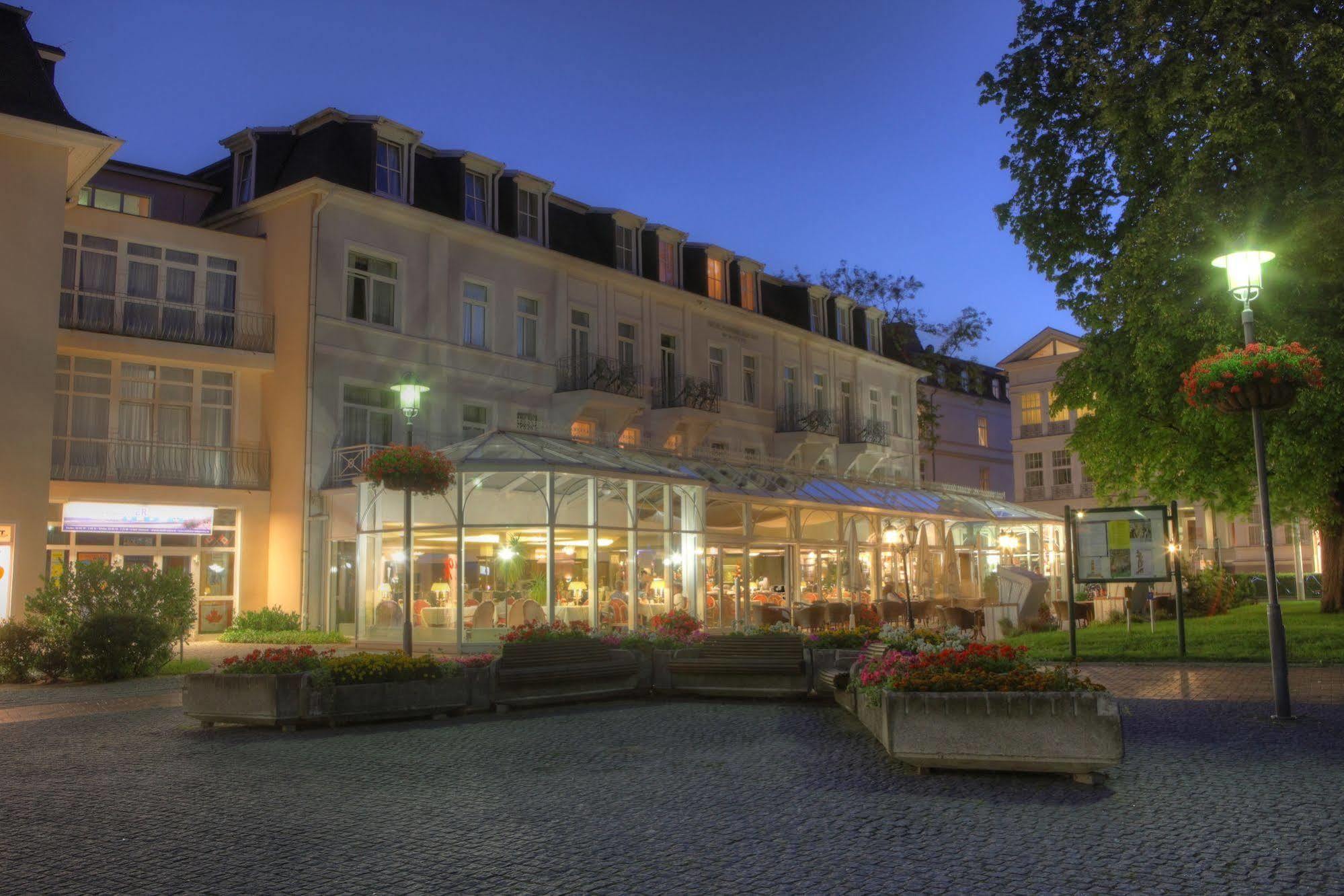 Seetelhotel Pommerscher Hof Heringsdorf Dış mekan fotoğraf